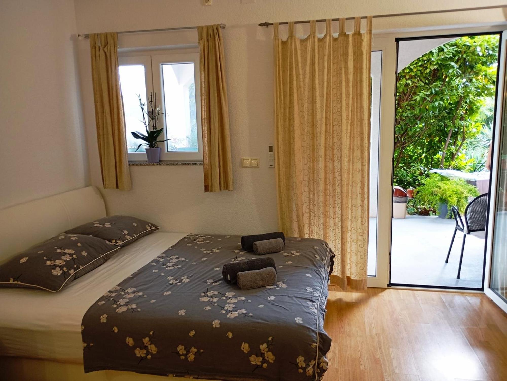 Apartmani Joja Biograd Na Moru Eksteriør bilde