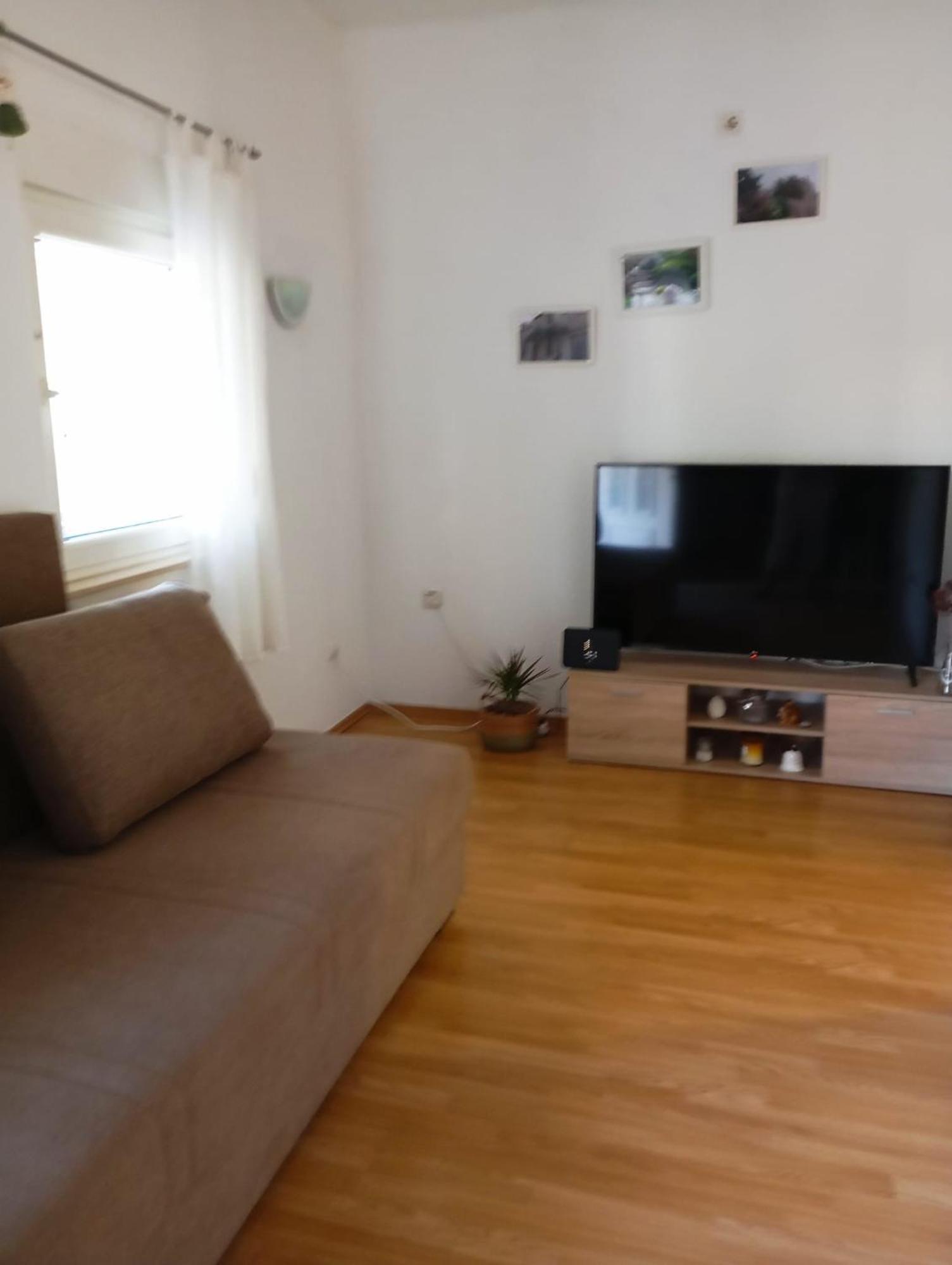 Apartmani Joja Biograd Na Moru Eksteriør bilde